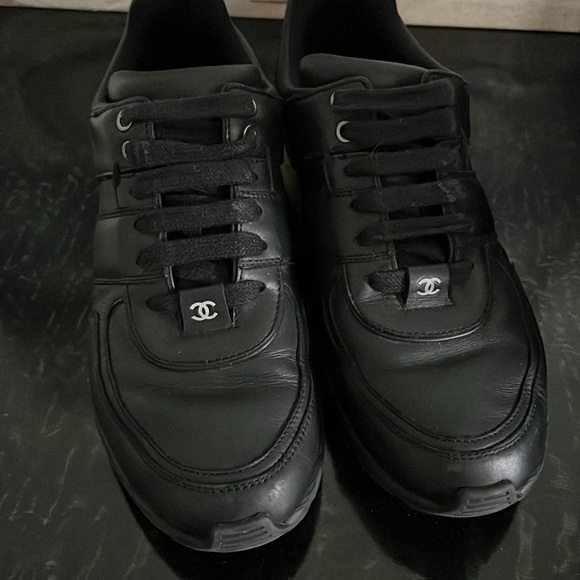 100% Authentic Chanel sneakers size 38.5 - Picture 5 of 10